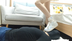 潇潇舔脚坐脸 YC-260905-97LZTDGXFC-000003132732948