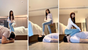 【心少大王】牛仔裤坐脸-白袜脚插嘴-踢裆-97LZTDGXFC-000003132733073
