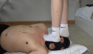 琳S暴力踢头践踏-97LZTDGXFC-00000313273319255