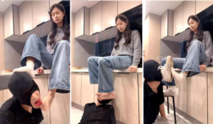 【女生也能很暴力】纹身女神的痰盂-97LZTDGXFC-000003132733193901