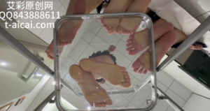 『chnnsct1818』变小被女生们踩死淹死-97LZTDGXFC-000003132733193947